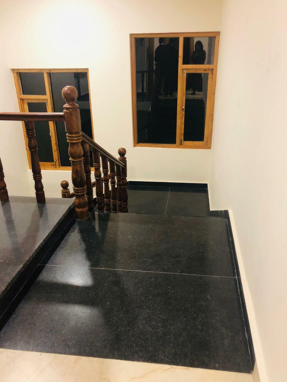 Pashmina Hotel Manali  Luaran gambar